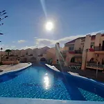 Mareverde Resort- Tenerife アパート アデヘ