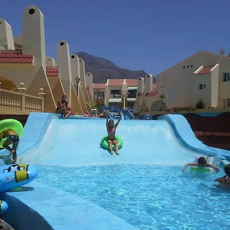 公寓 Mareverde Resort- Tenerife 阿德耶